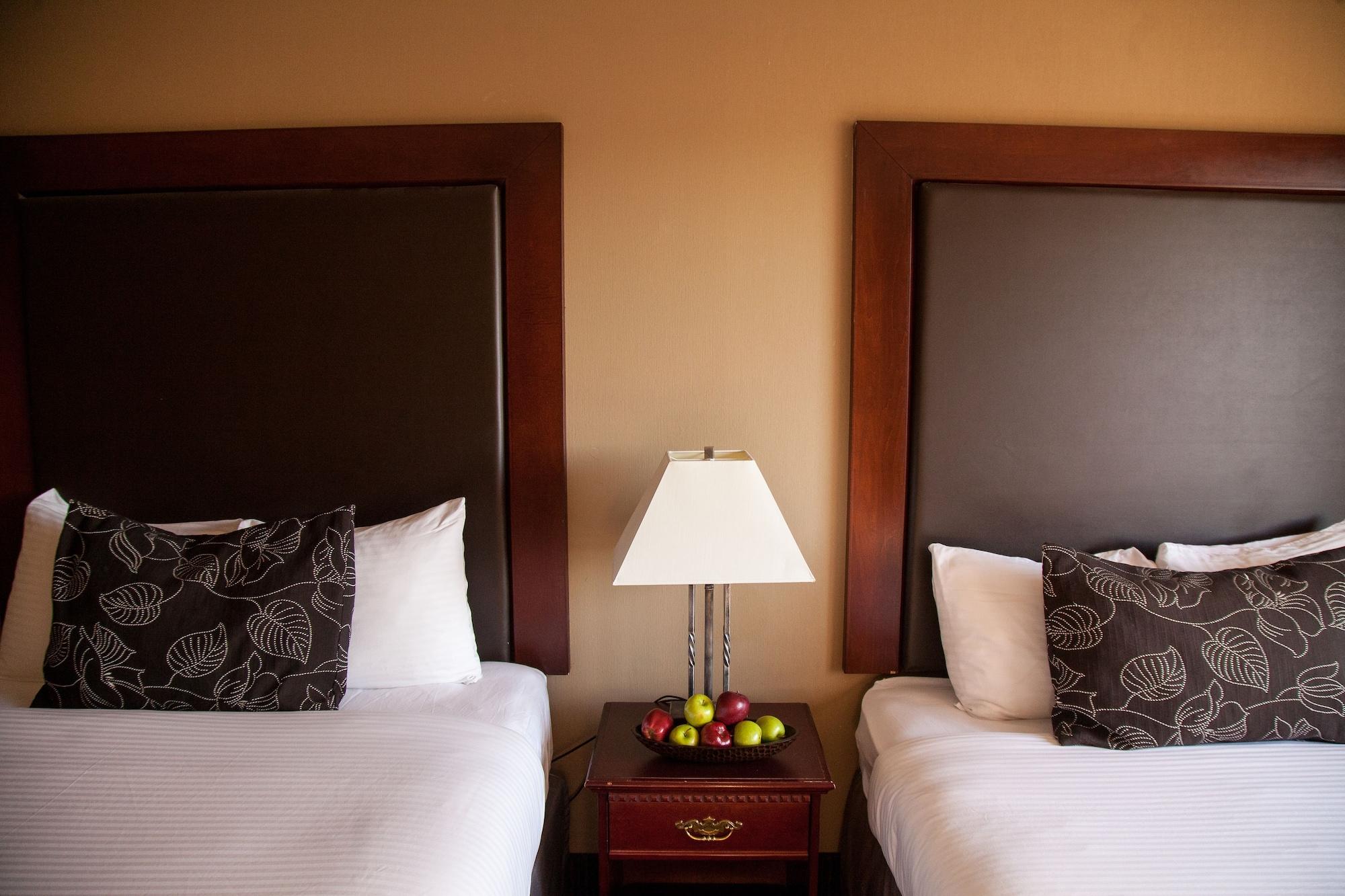 เมดิซิน แฮต ลอดจ์ เทรดมาร์ค คอลเลคชั่น บาย วินด์แฮม Hotel เมดิซีนแฮท ภายนอก รูปภาพ